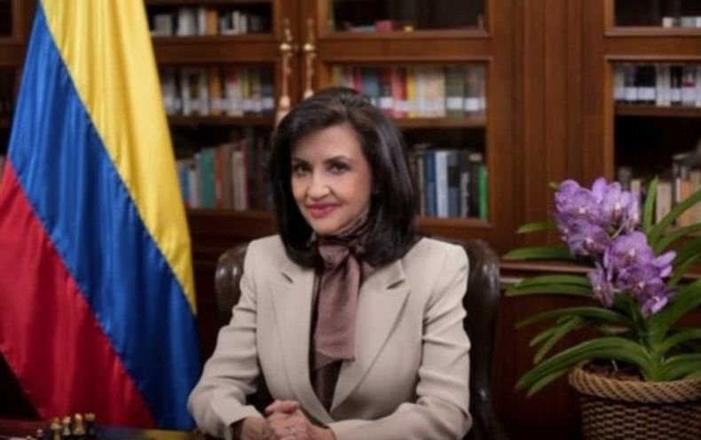 Външният министър на Колумбия с коронавирус