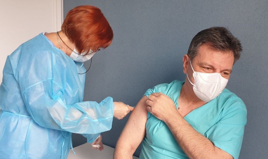 Д-р Симидчиев: Максимален брой хора трябва да се ваксинират