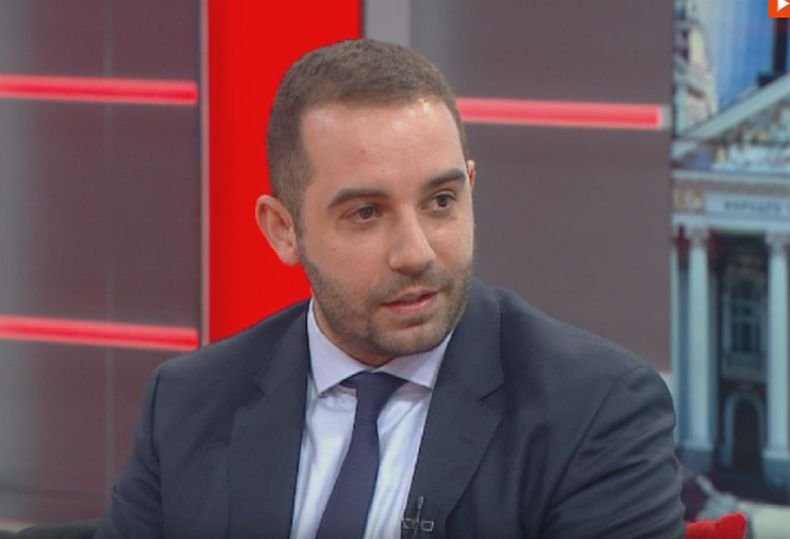 Шефът на Агенцията по лекарствата: Очаква се през юни 2,5 милиона българи да бъдат ваксинирани