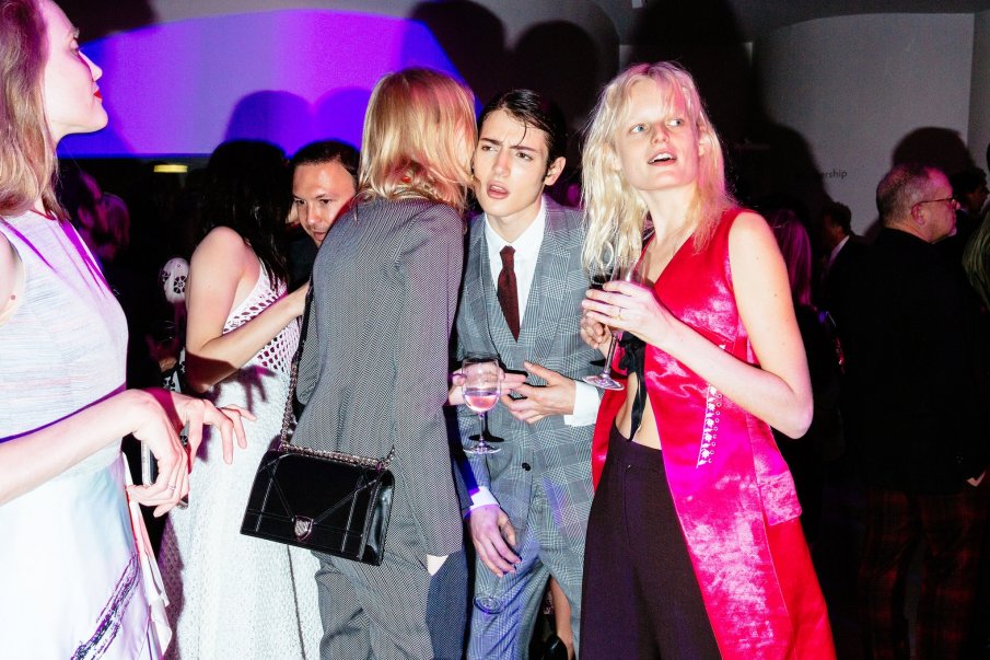 СТРАШНО НЕЛЕПО: 24-годишен син на милиардер почина от предозиране