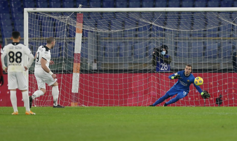 Блестящ Гълъбинов с гол срещу Рома, Специя срази гранда за Купата на Италия с 4:2