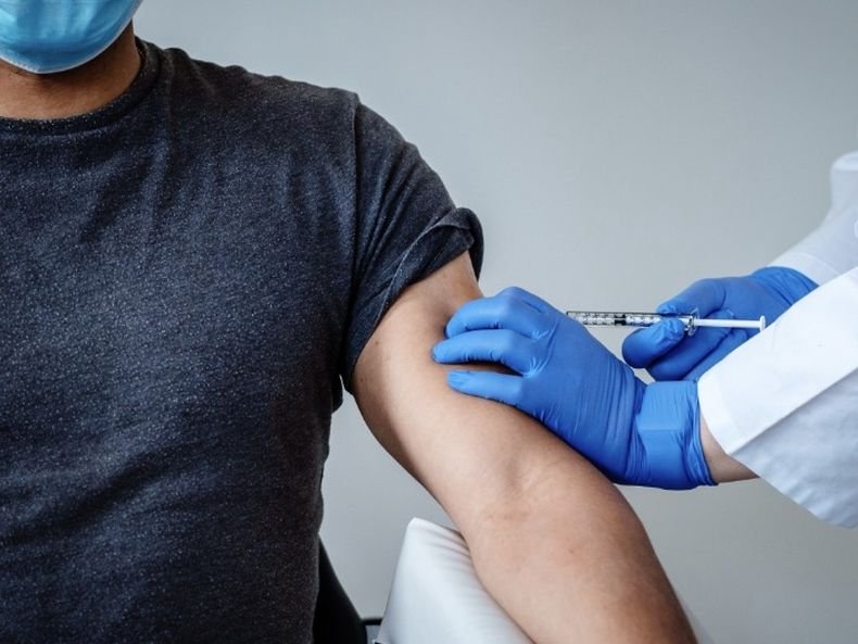 Гражданите на Черна гора избират между три ваксини срещу коронавируса