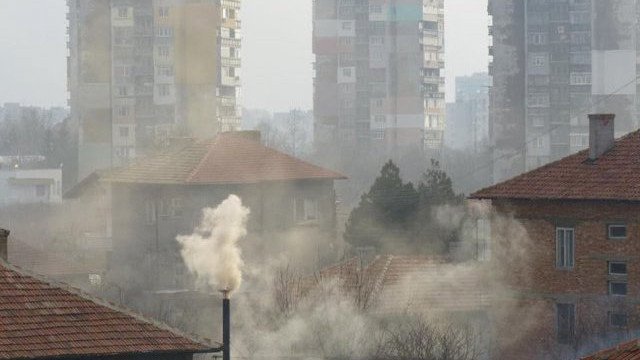 Махалите тровят Пловдив с пушек от кюмбета