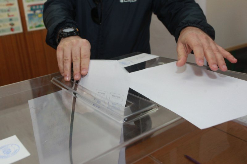 И Румъния даде съгласие за откриване на избирателна секция в посолството ни