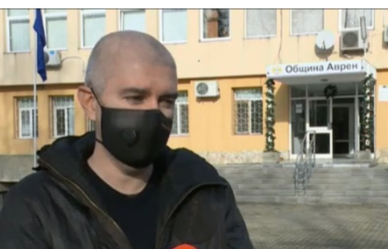 В село Аврен местната власт плаща таксите на всички студенти