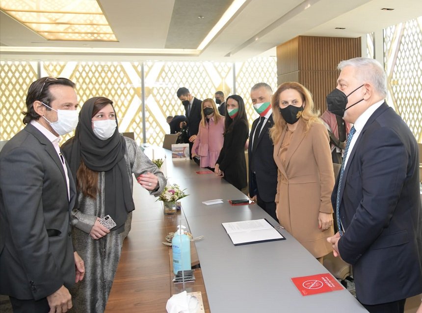 Марияна Николова в Саудитска Арабия: Проектът „Червено море“ отразява бъдещето на туризма и ще привлече много посетители от цял свят