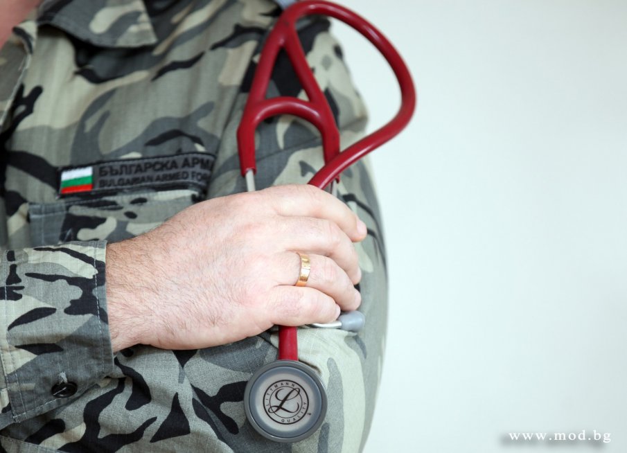 Обявиха 25 вакантни офицерски длъжности за лекари във ВМА