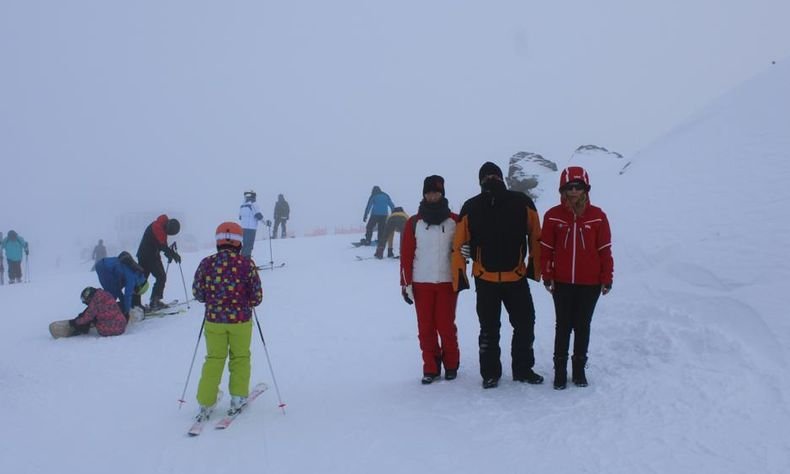 Вицепремиерът Марияна Николова в Боровец: Повишена е заетостта в зимните курорти (СНИМКИ)