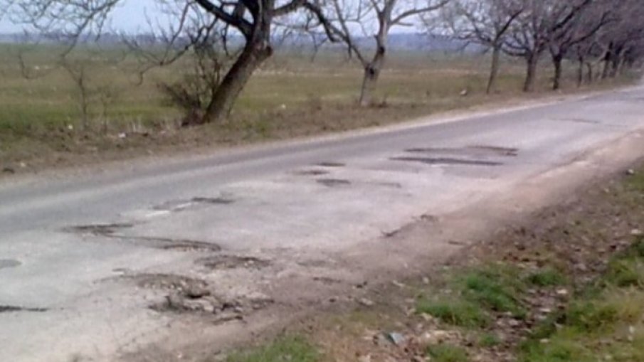 Девет села излизат на бунт срещу път убиец, пишат до премиера