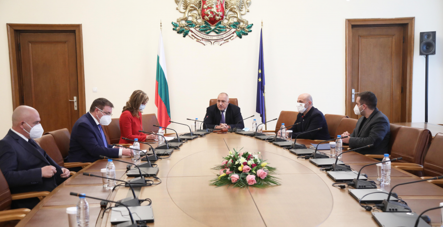 ПЪРВО В ПИК TV: Борисов: Нека всички членове на ЦИК, СИК и РИК да се имунизират, ако желаят (ВИДЕО)