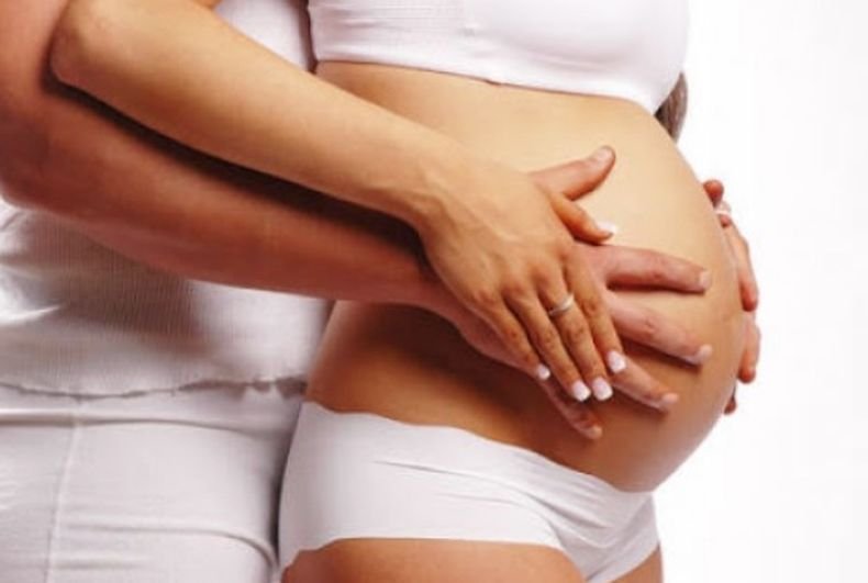 СЗО: Бременните жени също могат да се ваксинират срещу COVID-19