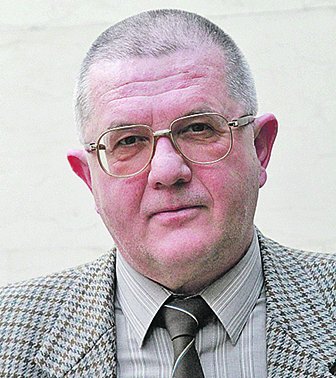 ТЪЖНА ВЕСТ: Отиде си поетът и журналист Добромир Пелов