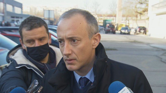 Министърът на образованието: Много родители искат децата им да останат на онлайн обучение