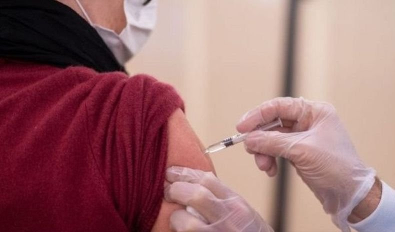 В Китай арестуваха над 80 души за разпространението на фалшива ваксина срещу коронавирус