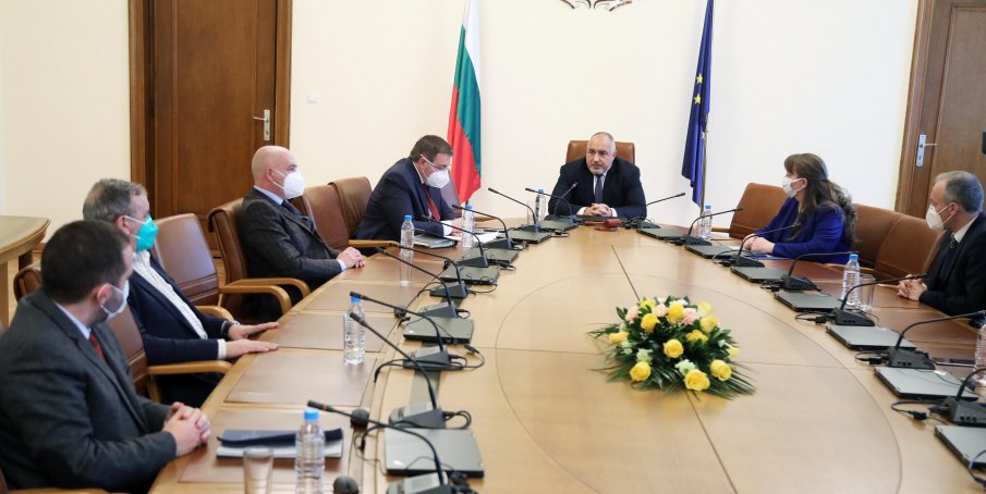 ПЪРВО В ПИК TV: Премиерът Борисов към Радев: Не насаждаме паника, най-меките мерки са в България (ВИДЕО)