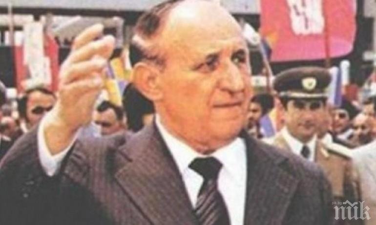 САМО В ПИК И РЕТРО: Каква е съдбата на секретарките на Тато (СНИМКИ)