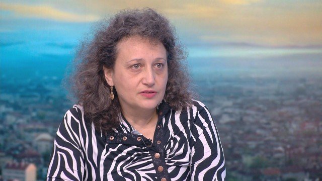 Личен лекар: Телефоните ни прегряха с обаждания от желаещи да се ваксинират