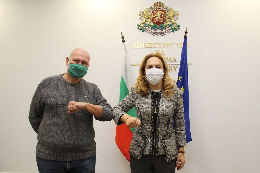 Марияна Николова се срещна с археолога проф. Николай Овчаров