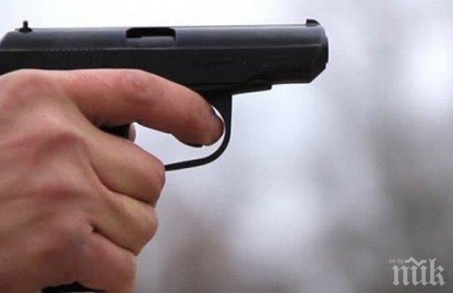 95-годишен простреля лошо служител в старчески дом