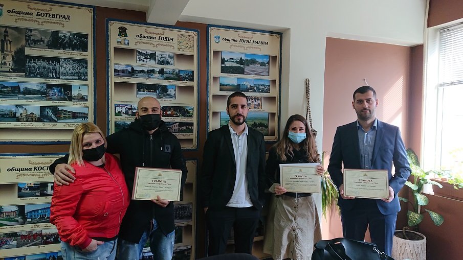 Отличени в инициативата на Илиан Тодоров „Доброто в нас” получиха грамоти и плакети