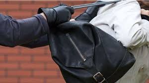 Пращат на съд двама разбойници за грабеж