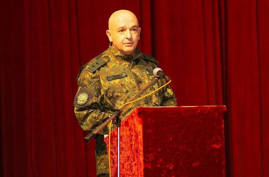 Ген. Мутафчийски разясни всичко за ваксините срещу COVID -19 пред военни (СНИМКИ)