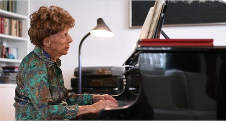 106-годишна пианистка издава шести албум (ВИДЕО)