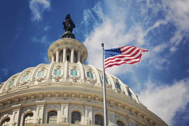 Камарата на представителите на САЩ отложи заседанието си заради заплахи за атака на Капитолия