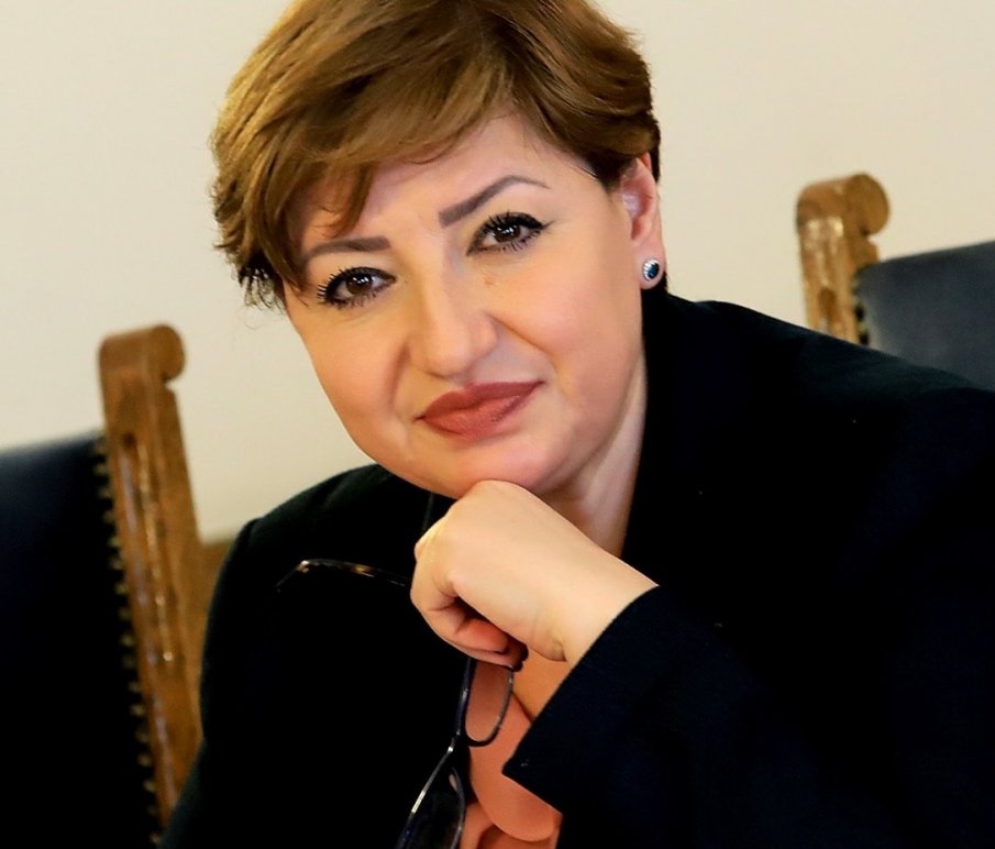 Анна Александрова: Пандемията от COVID-19 е най-тежкото изпитание, пред което се е изправяло българско правителство от десетилетия Анна Александрова: Пандемията от COVID-19 е най-тежкото изпитание, пред което се е изправяло българско правителство от десетилетия