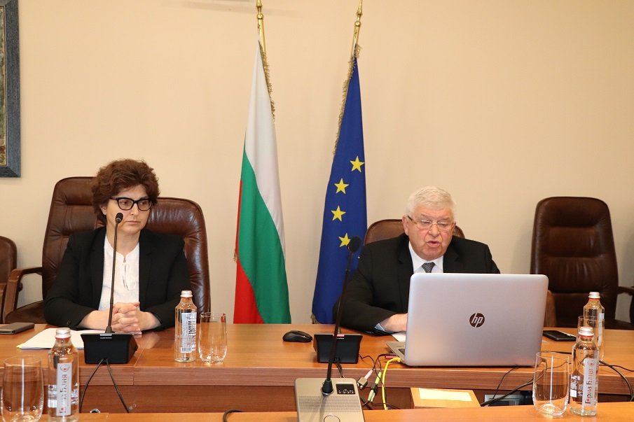 Министърът на финансите Кирил Ананиев: Присъединяването ни към Банковия съюз повиши доверието на инвеститорите към България