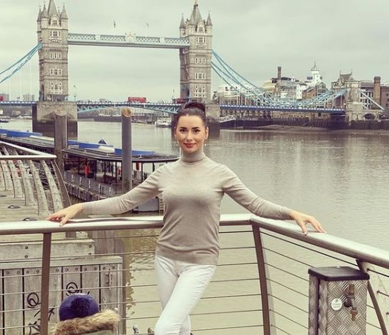 Кобилкина тренира с дървета в Лондон