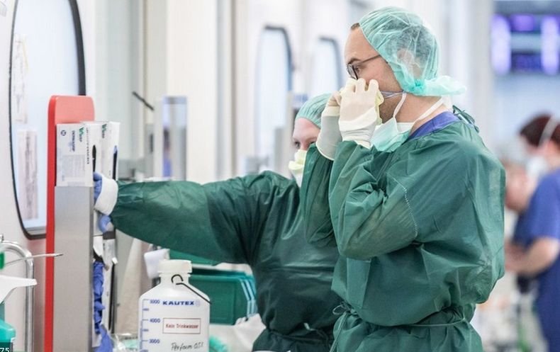 Заразените с коронавируса в Колумбия вече са 2 161 462