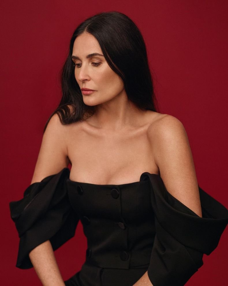 Деми Мур се обезобрази за 14 хиляди долара (СНИМКА)