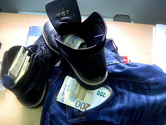 Задържаха португалци, превозвали недекларирани стоки за 100 000 лева