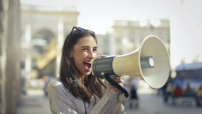 Израел прави групи за крещене заради изтощението от изолацията