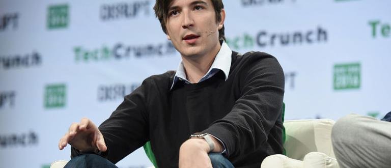 Топ 10 на най-младите милиардери, Влад Тенев е в тройката