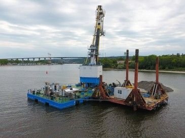 Откриха нови пукнатини в тръбопровода за отпадни води във Варненското езеро