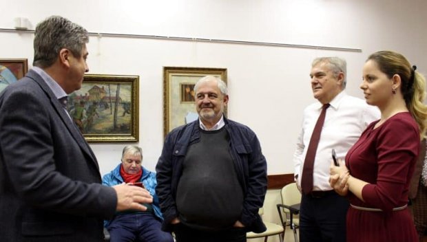 Проф. Илчев, попитахте ли баща си за нищожествата Тодор Живков и Жан Виденов, на които той бе министър?