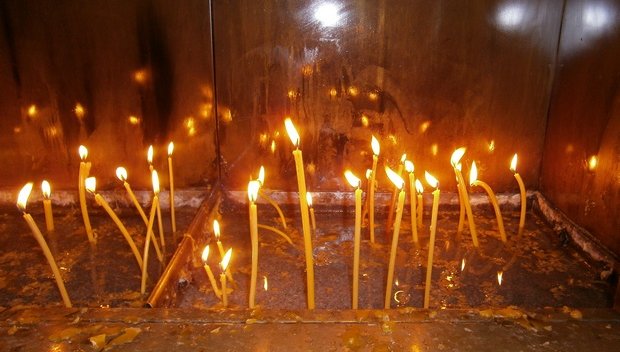 Преди Задушница почистиха радомирските гробища