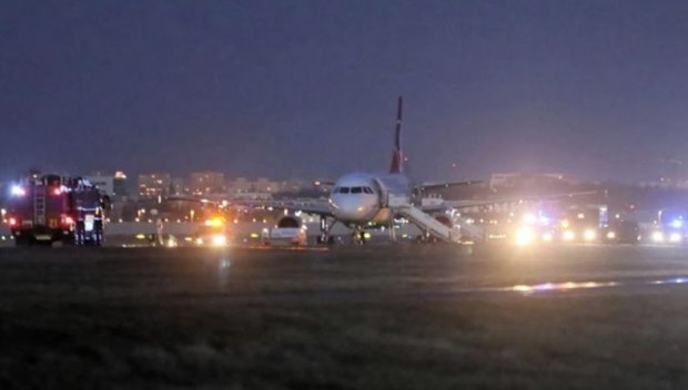 Експлозия на американска бомба затвори летище в Япония