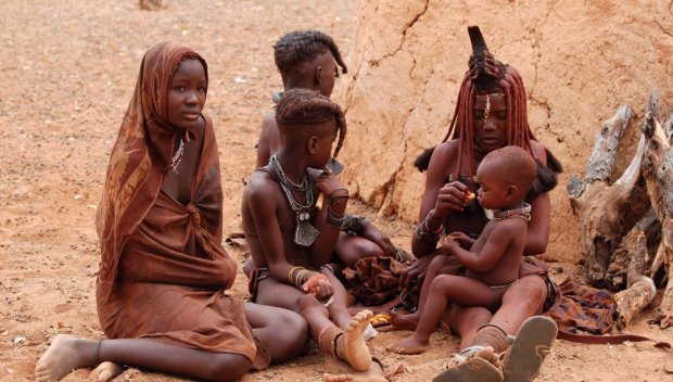 И ТОВА ГО ИМА: Племе в Африка черпи гостите си със... секс