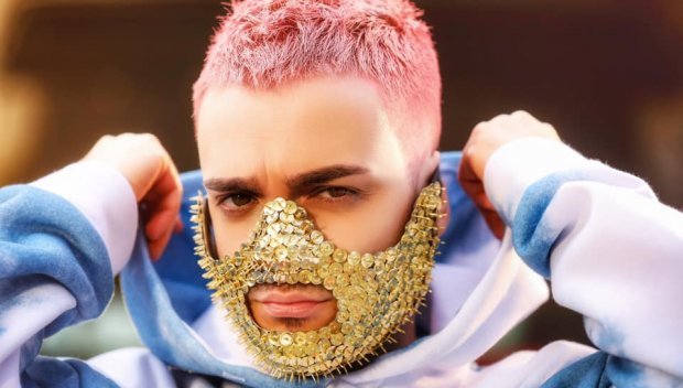 Криско се жали от кръчмар - отменил участието му, от заведението: Нямаше нито една резервация за него