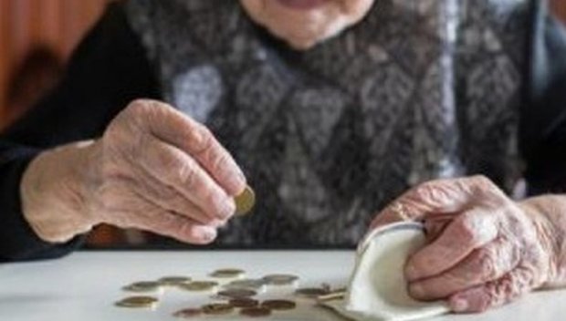 Социалната пенсия за старост става 183,81 евро от 1 юли