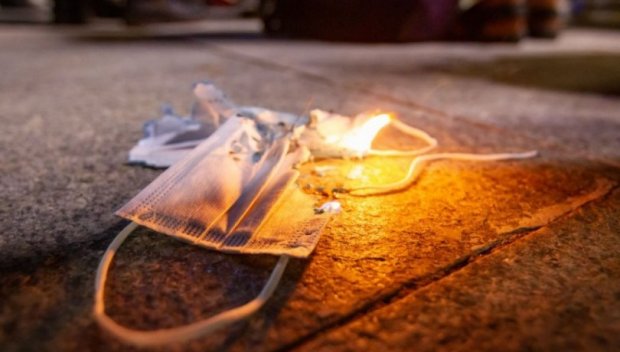 Алчните за власт от площадите трябваше да отидат в ТВУ - да се научат на поведение в обществото