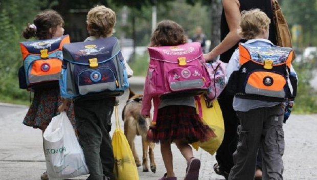 121 първолачета остават без място в Пловдив, на втори тур приеха 165