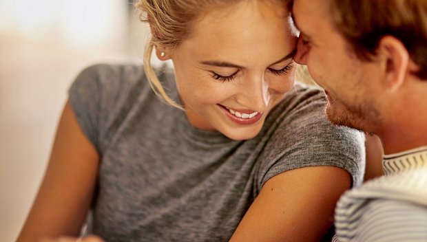 САМО ЗА НЕОБВЪРЗАНИ ЖЕНИ: Никога не се отказвайте от любовта