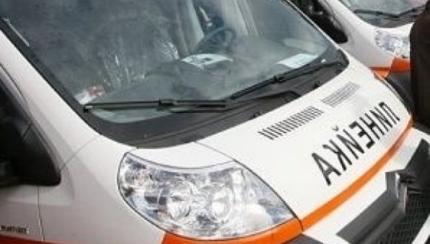 Кола помете 80-годишен мъж на пешеходна пътека