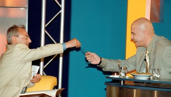 Мошенгията: Гласуваш за Слави, получаваш хитреца Ахмед Доган! Това е единственият политик, когото уважавам...