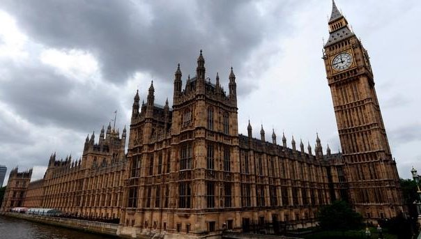 MI5: Пекин се опитва да шпионира парламента на Великобритания