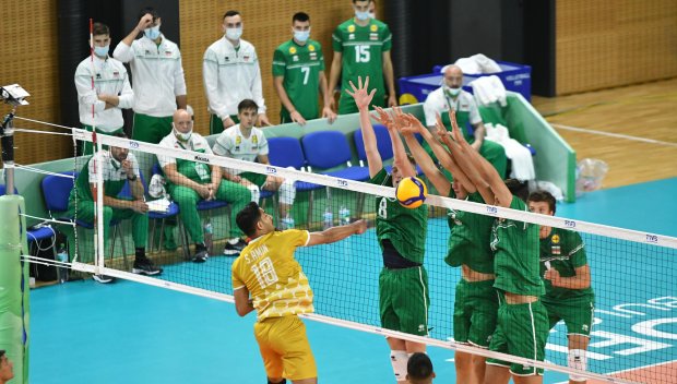 Младите волейболни национали започнаха с победа на световното (СНИМКИ)